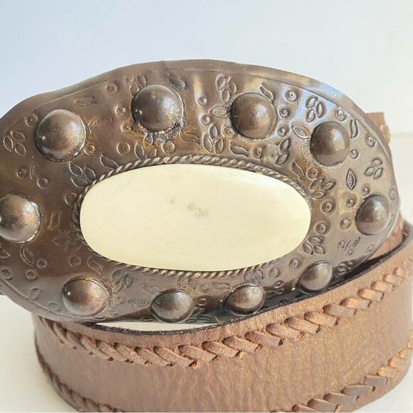 Vintage Brown Leather Belt with Cream Buckle - Picture 2 of 8